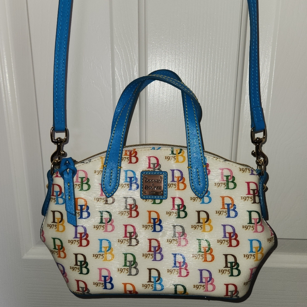 Dooney & Bourke “RUBY” 1975 Logo handbag purse